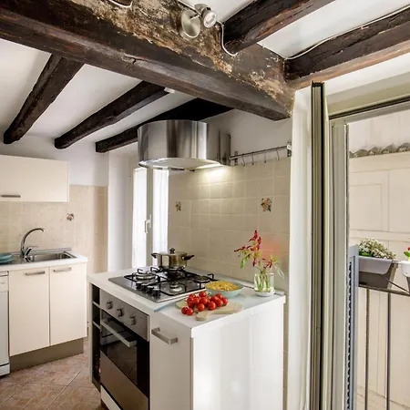 Apartamento In Campo De Fiori